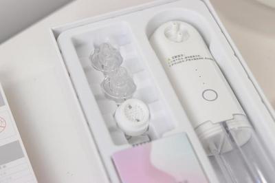 輕松去黑頭？inFace超微小氣泡黑頭儀上手體驗 確實有點東西